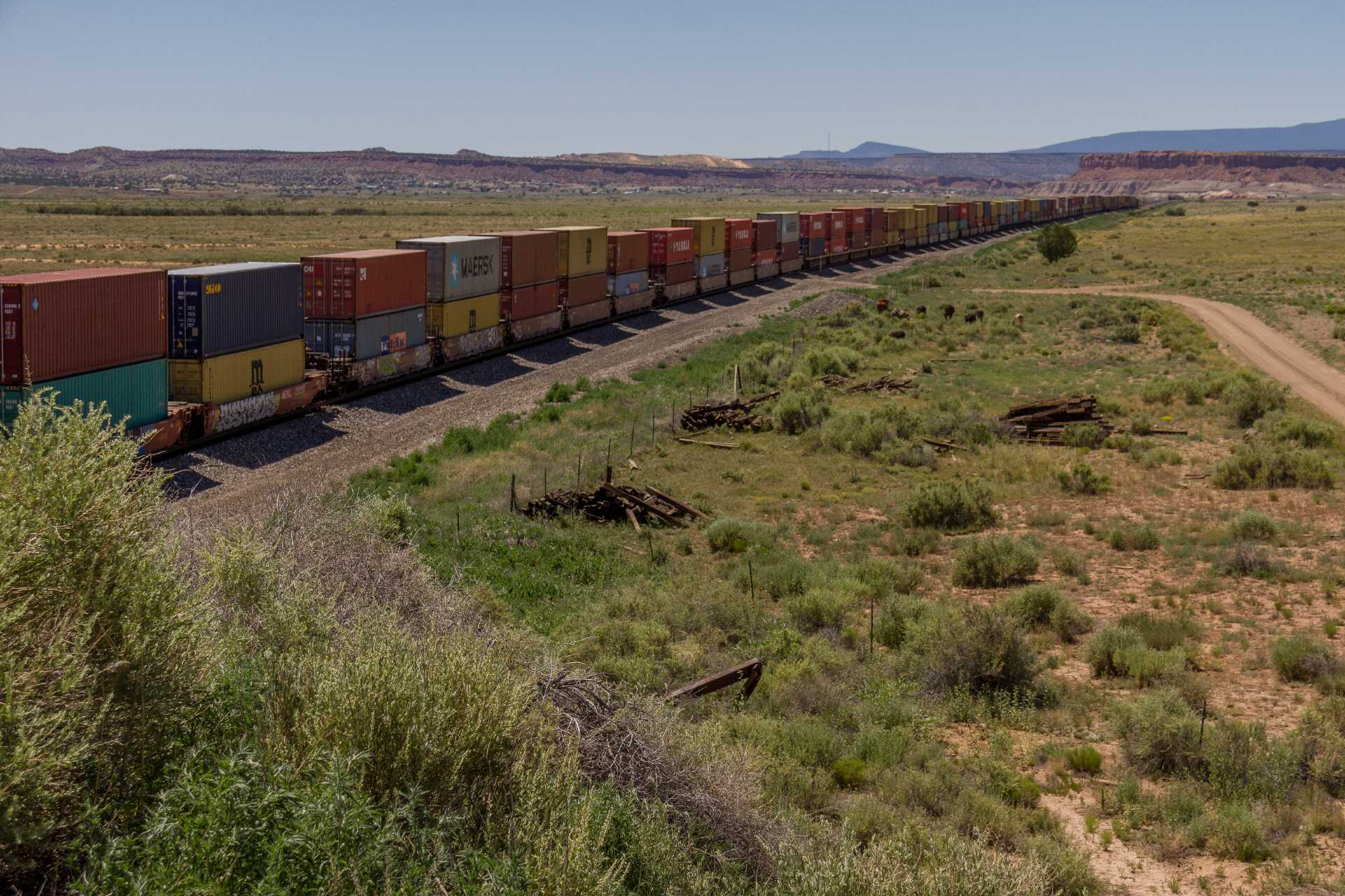 Doppelstock-Güterzüge