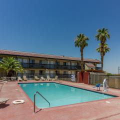 Days Inn Motel in Needles